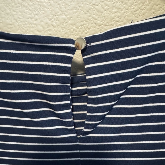 NWT-CALVIN KLEIN Sleeveless Top Size L - Picture 8 of 8